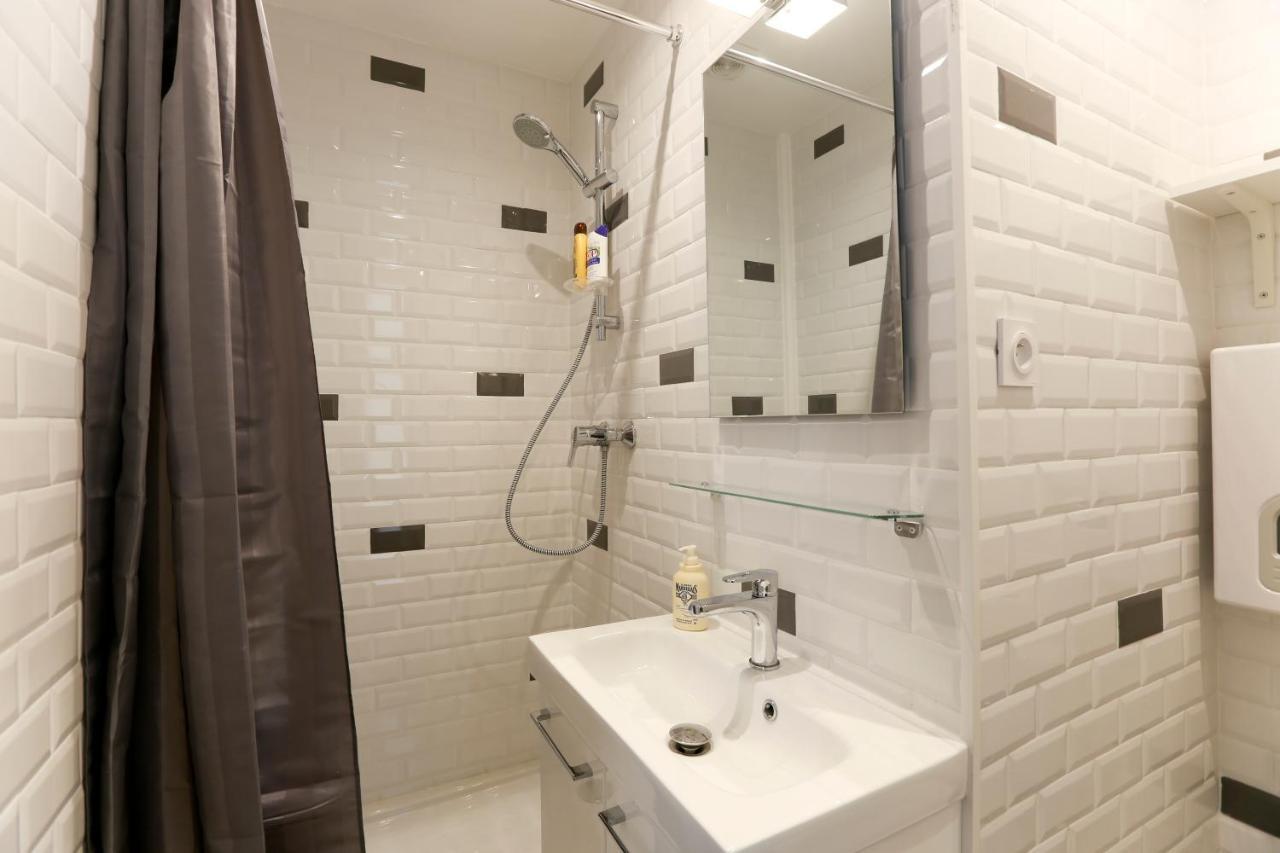 Renovated Studio For 2 Apartment Paris Phòng bức ảnh